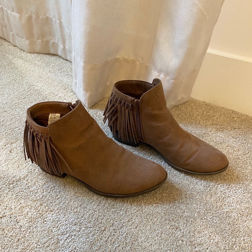 New Direction fringe booties